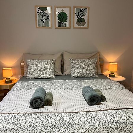 Larix Apartman Budapest Luaran gambar
