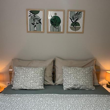 Larix Apartman Budapest Luaran gambar
